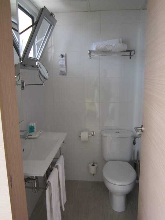 Kleines aber feines Duschbad JS Palma Stay