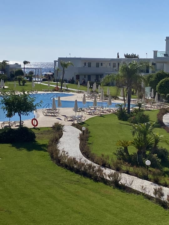 Gartenanlage Asterias Beach Resort