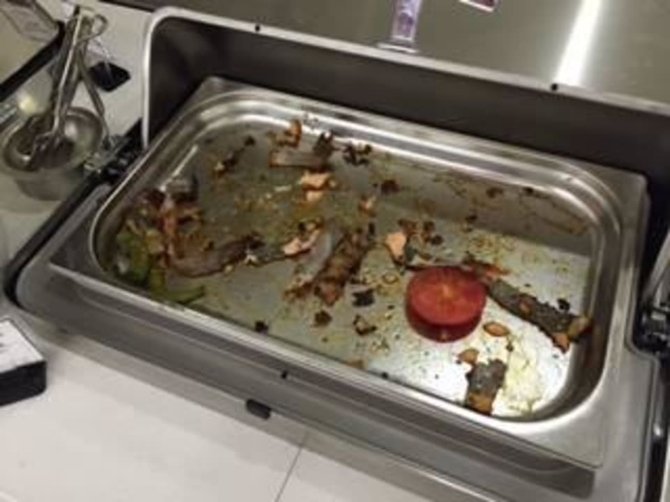 Leider leer Laguna Beach Alya Resort & Spa Hotel