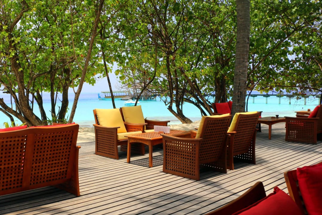 Chill Out Area der Main Bar NH Collection Maldives Reethi Resort