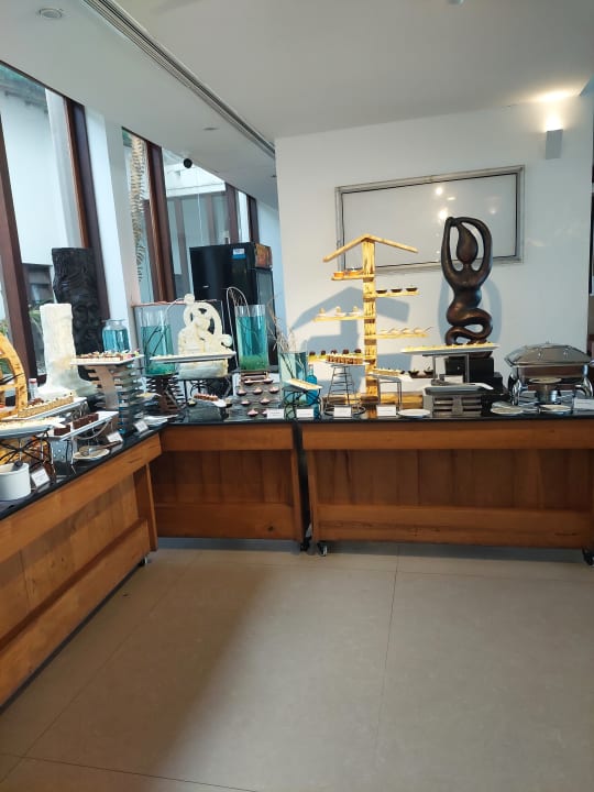 Gastro Pandanus Beach Resort & Spa