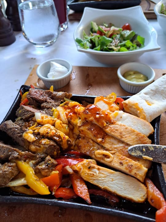 Gastro Wyndham Garden Lara