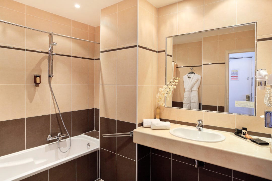 Salle de bain Best Western Plus Hôtel Massena Nice