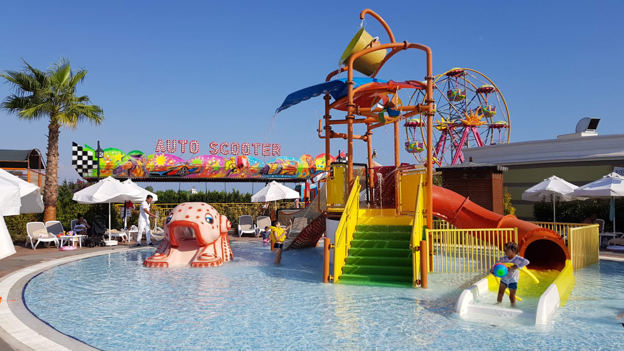 Pool Adalya Elite Lara