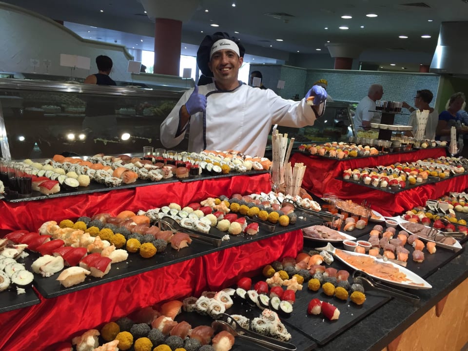 Abendessen - Sushi Iberostar Waves Gaviotas Park