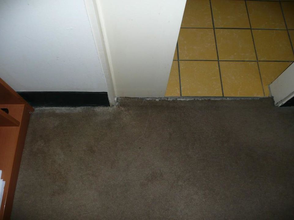 Boden am Eingang zum Badezimmer Hotel Mercure Welcome Melbourne