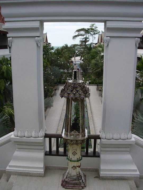 Statue bei der Lobby Beyond Samui  (Im Umbau/Renovierung)