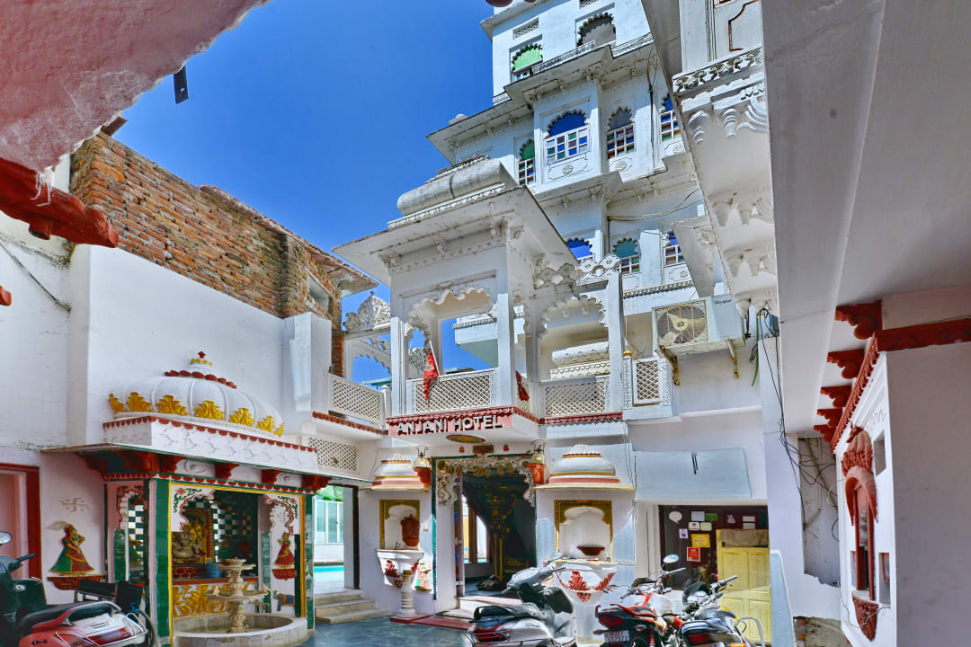 Außenansicht Hotel Anjani