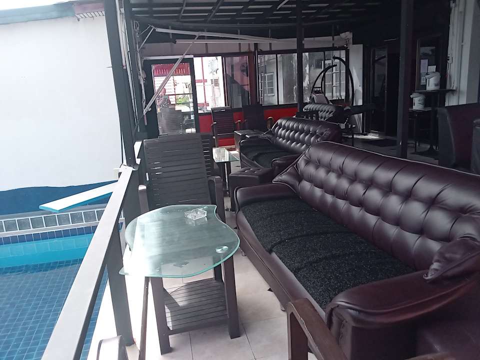 Pool BEN & LEK GUESTHOUSE