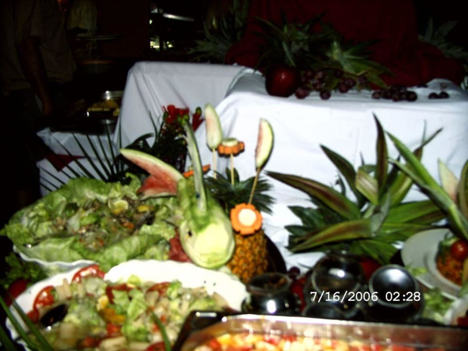 Deko am Buffet Wyndham Alltra Samana