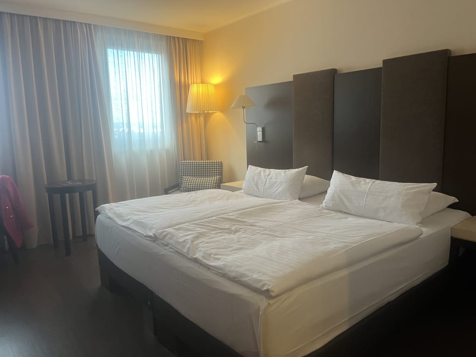 Zimmer NH Danube City