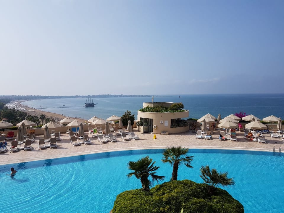 Pool Melas Resort Hotel