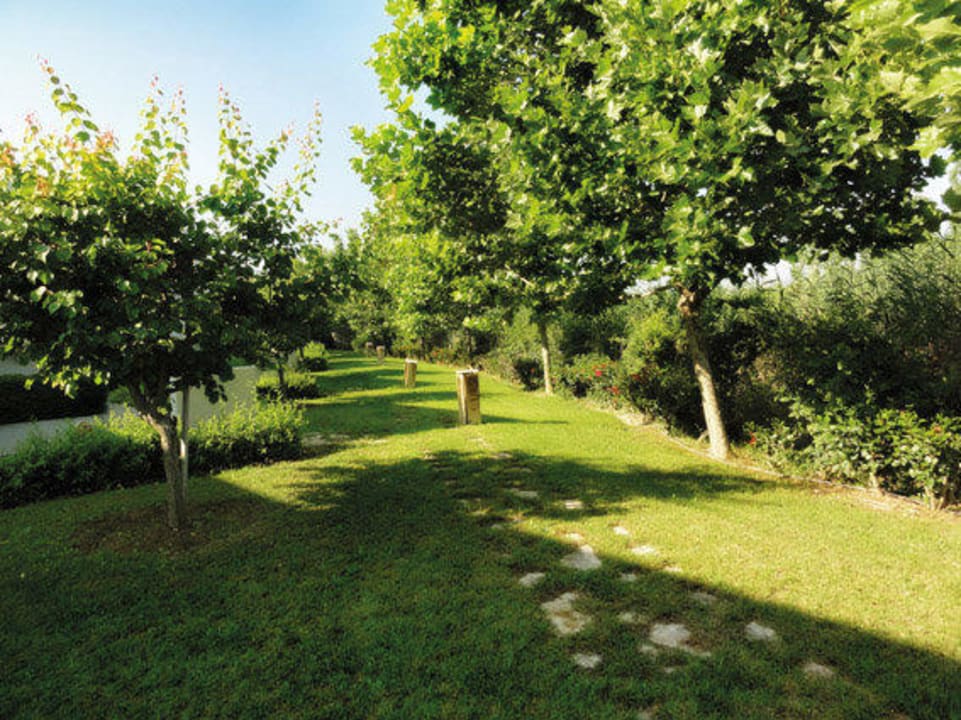 Garden Nereids Apartments