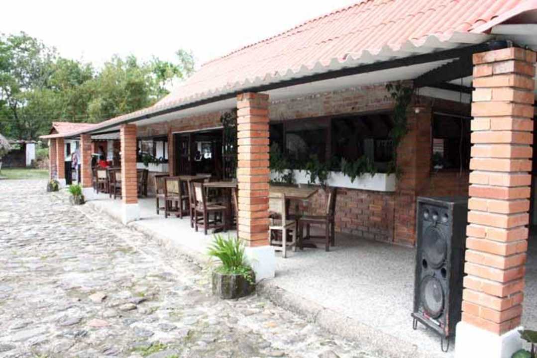 Restaurante- Exterior Hotel Los Caballos