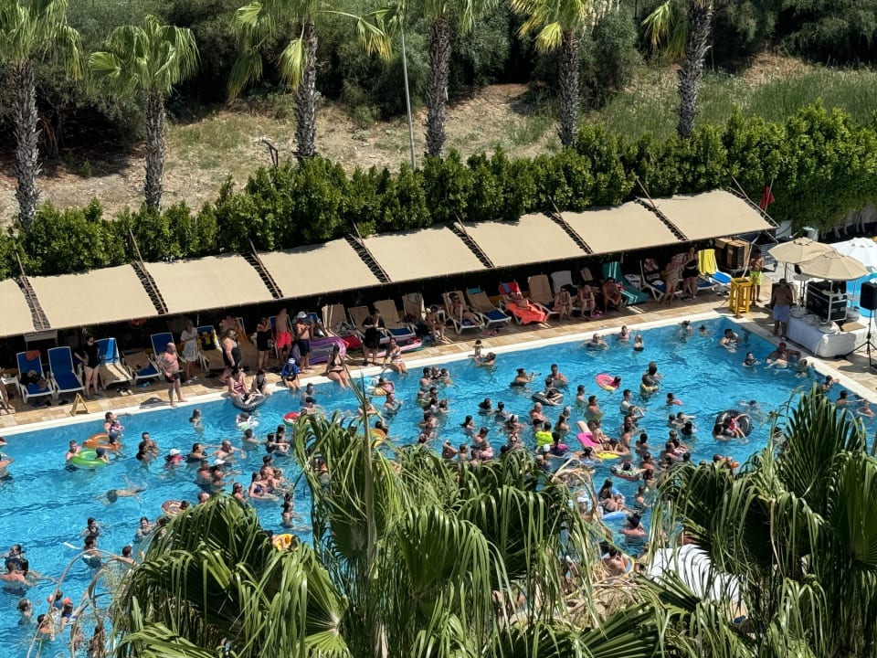 Pool Hane Family Resort