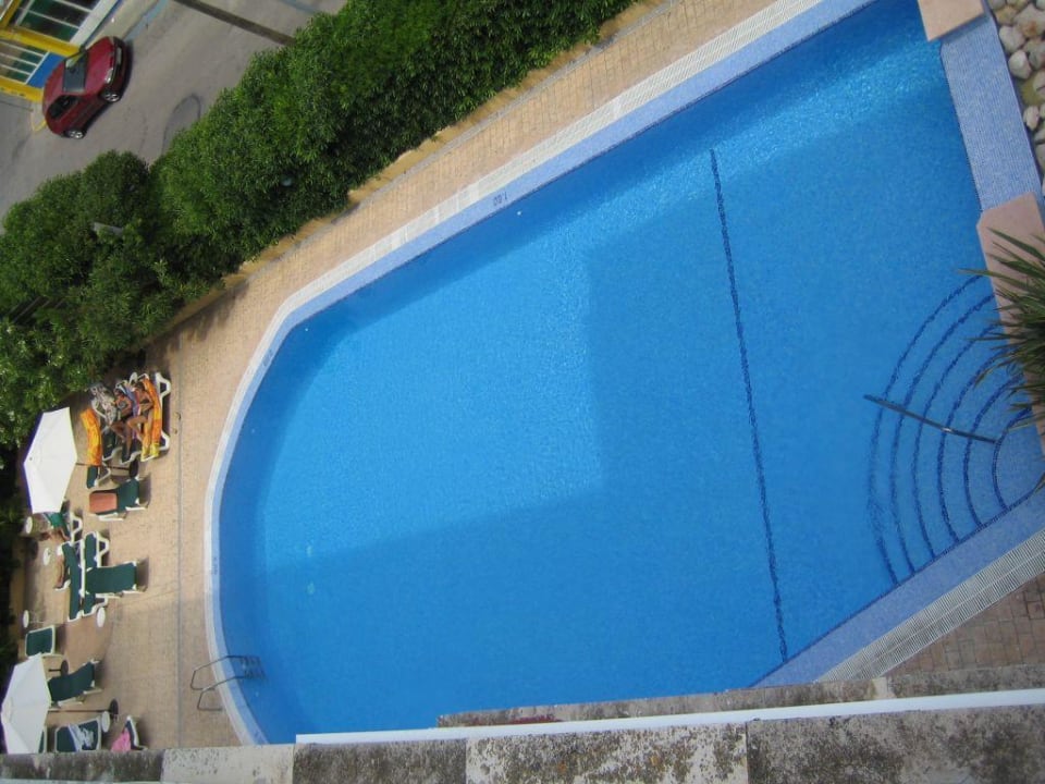 Schatten-Pool - Sicht von unserem Zimmer aus Hotel Bella Mar
