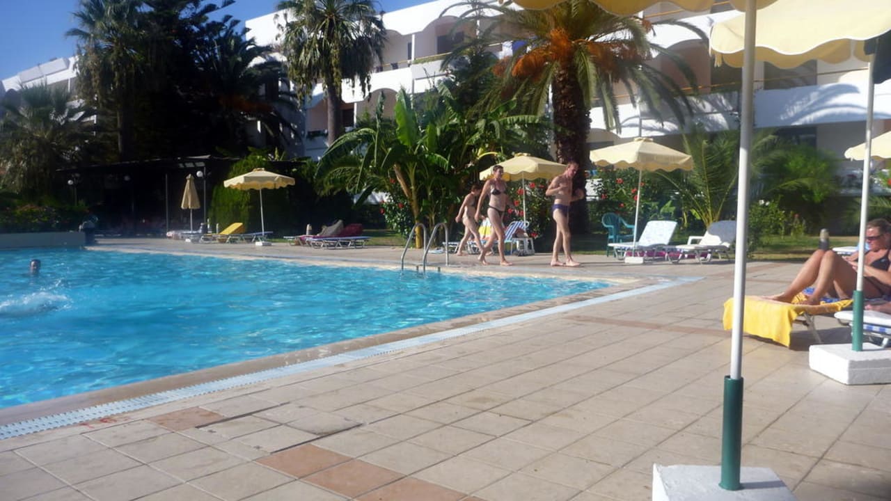 Poolbereich Hotel Tigaki Beach