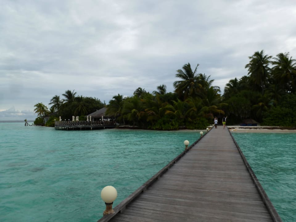 Bootssteg für Tauchausfahrten Angaga Island Resort