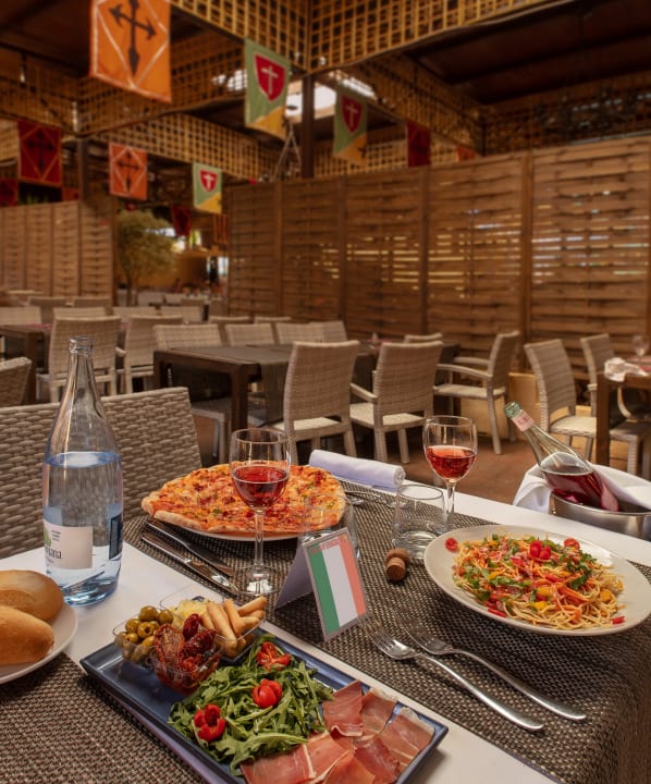 Gastro Magic Robin Hood Resort