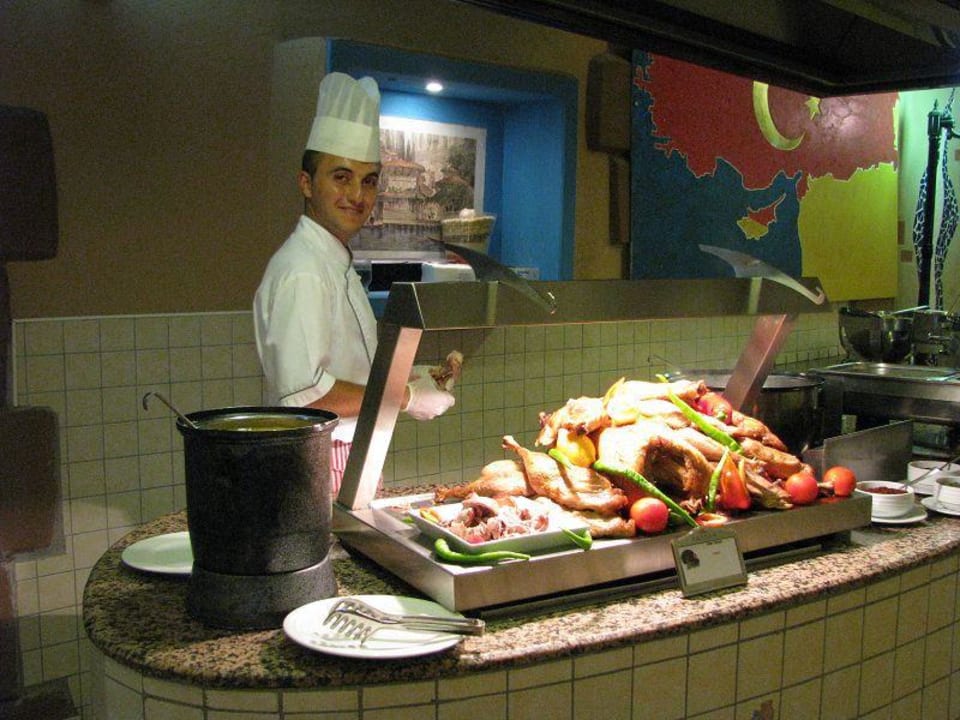 Koch am Büffet Ali Bey Club