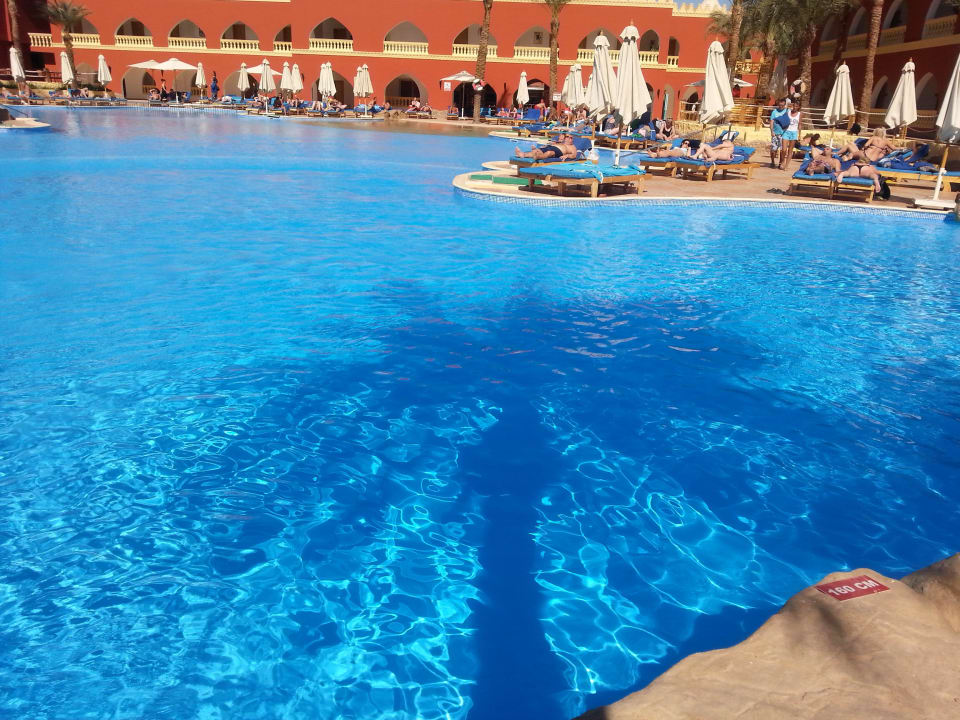Neu gestaltete Pool Pickalbatros Alf Leila Wa Leila Resort - Neverland Hurghada
