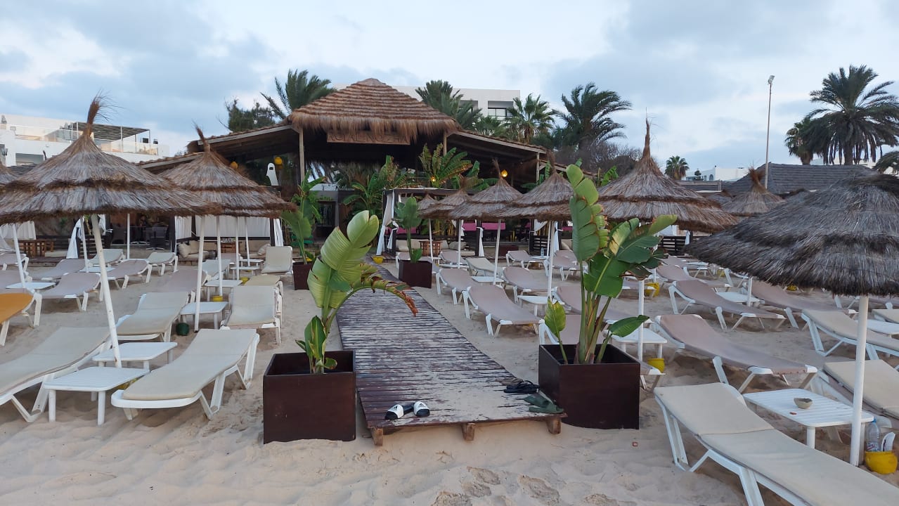 Strand Hotel Royal Nozha