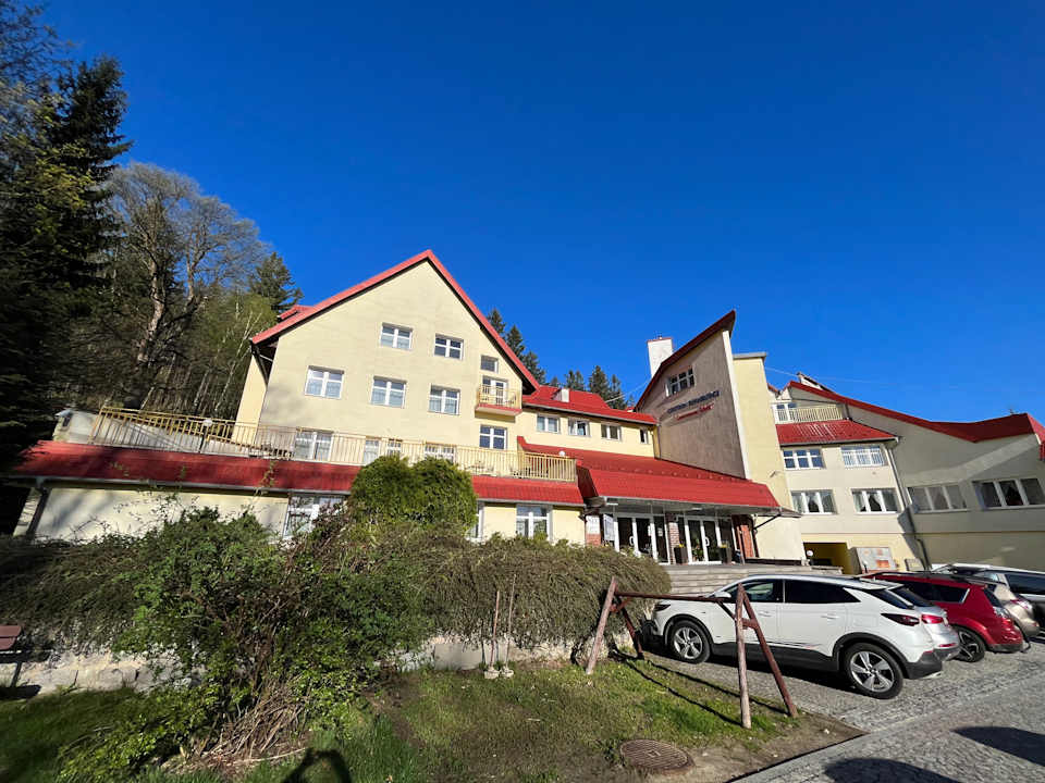 Außenansicht Klinika Młodości Medical SPA