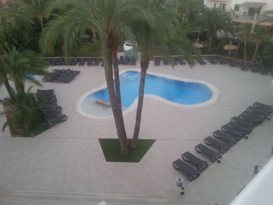 Ausblick von balkon Hotel HM Ayron Park