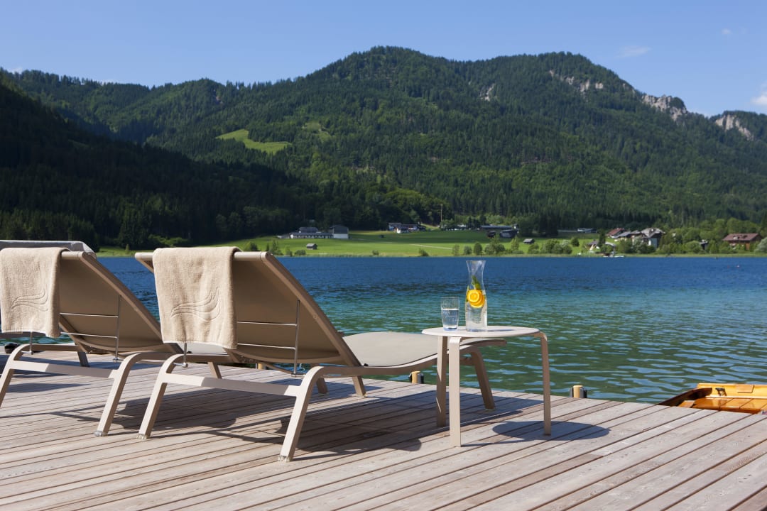 Liegestühle Strandhotel am Weissensee