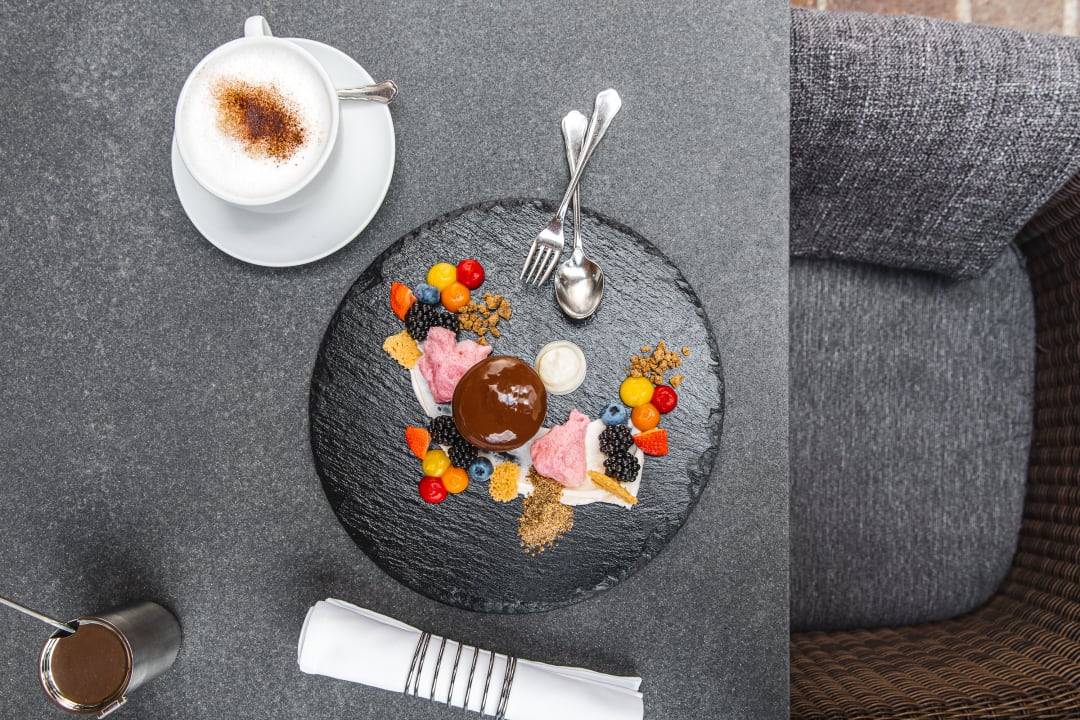 Gastro Familien- & Gartenhotel Theresia