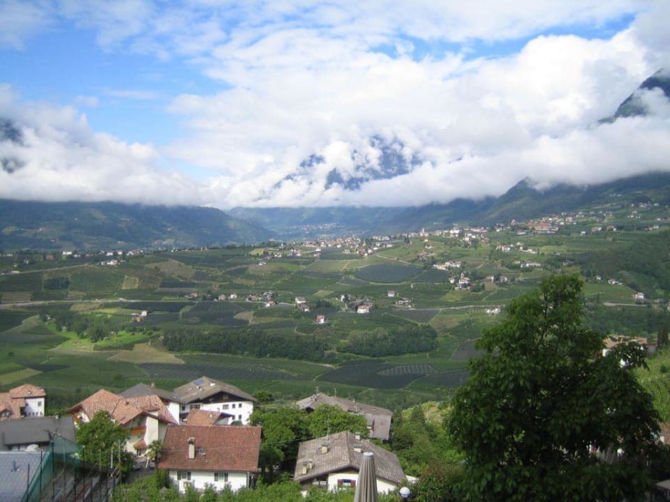 Bilck ins Tal Hotel Hohenwart