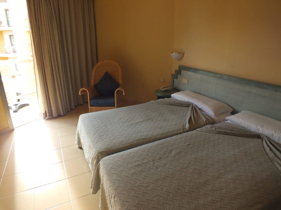 Schlafzimmer unserer Suite SBH Costa Calma Beach Resort