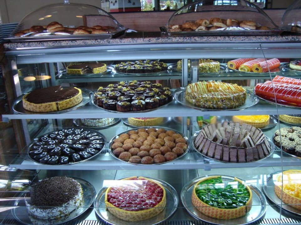 Cafe Bonjour Limak Lara Deluxe Hotel & Resort