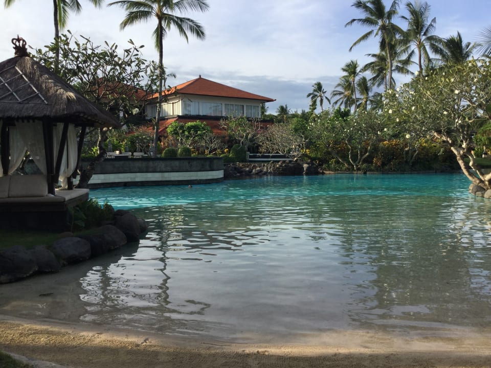 Pool The Laguna A Luxury Collection Resort & Spa