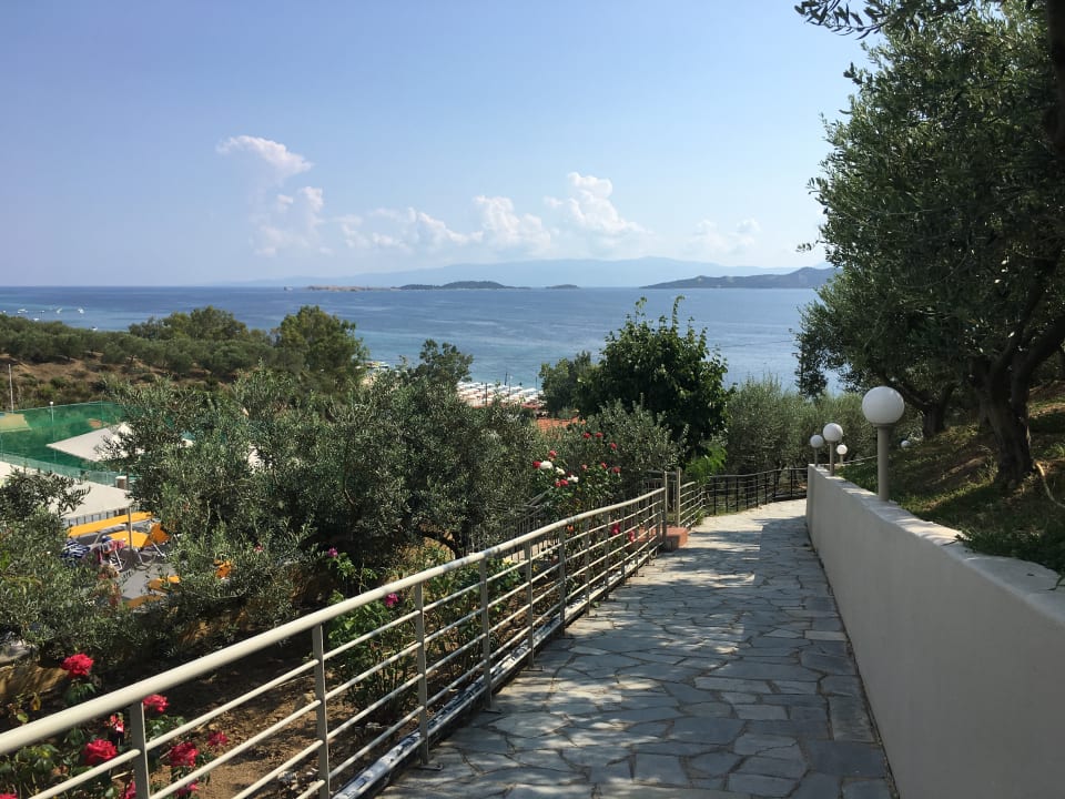 Ausblick Akrathos Beach Hotel