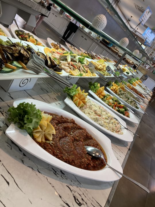 Gastro Can Garden Beach