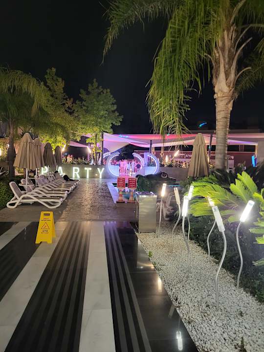 Sonstiges The Sense Deluxe Hotel