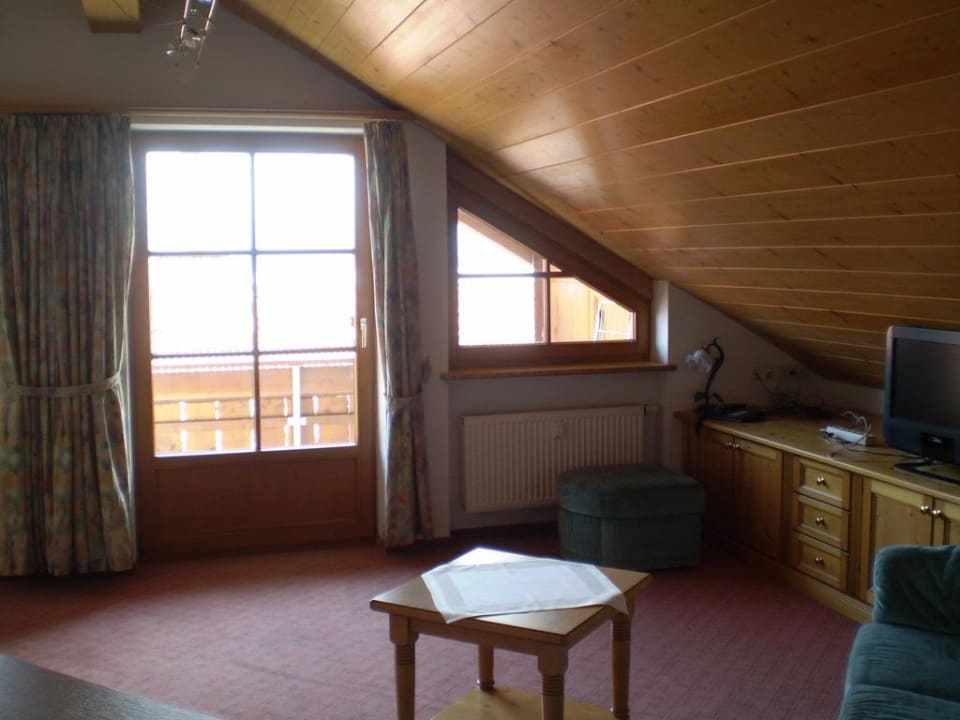 Wohnzimmer mit Balkon Residenz Sonnenhang 1 & 2