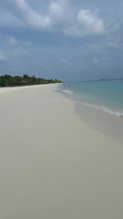 Strand Kuredu Island Resort & Spa