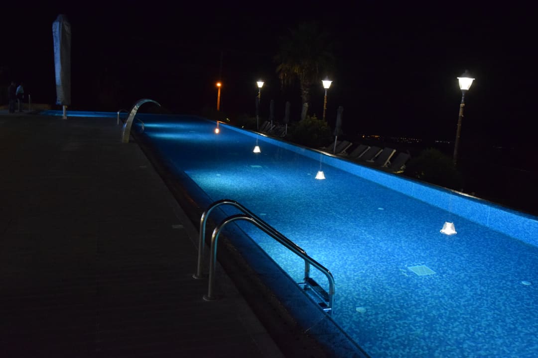 Pool Hotel Droushia Heights