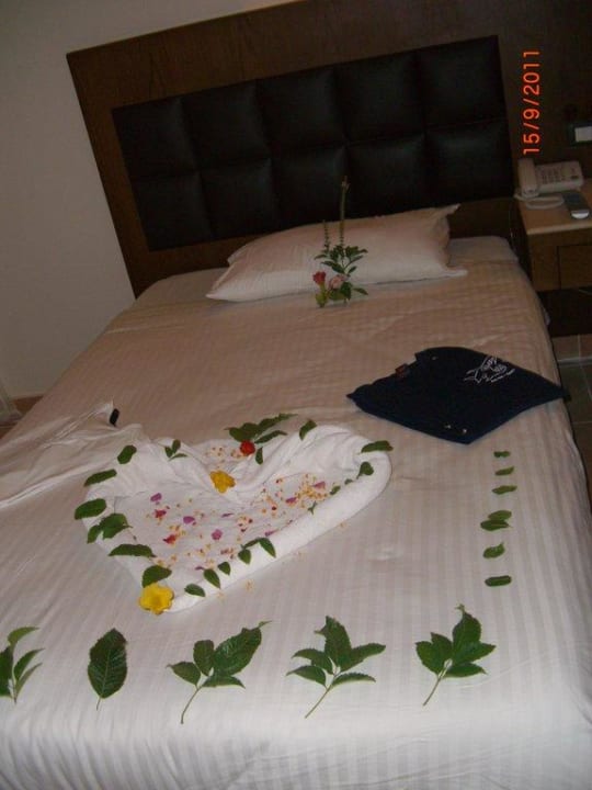 Schöne Überraschung Pickalbatros Alf Leila Wa Leila Resort - Neverland Hurghada