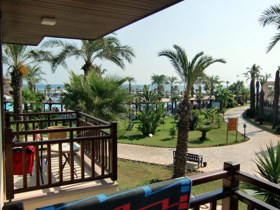 Blick vom Zimmerbalkon TUI BLUE Palm Garden
