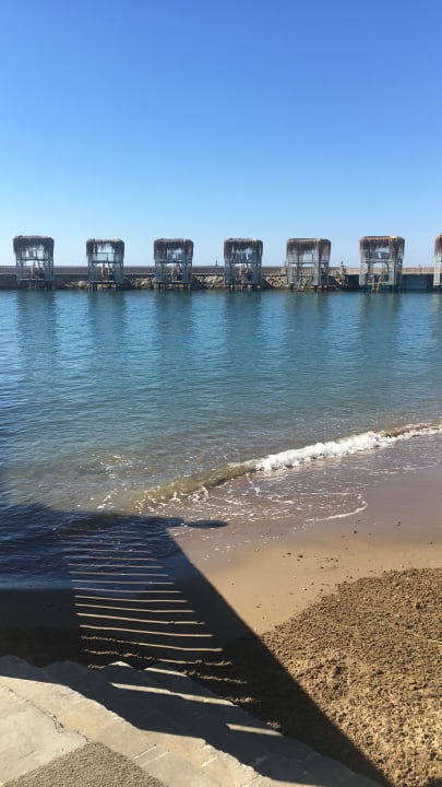 Strand Adin Resort Hotel