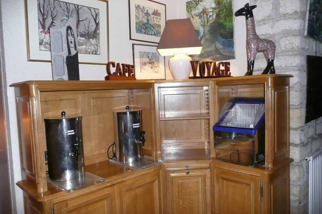 Am Frühstücksraum Hotel des Arts Montmatre