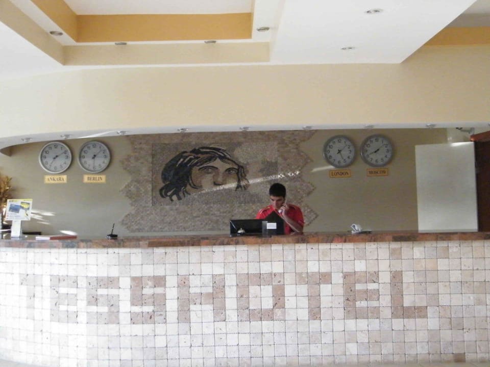 Rezeption Hotel Club Tess