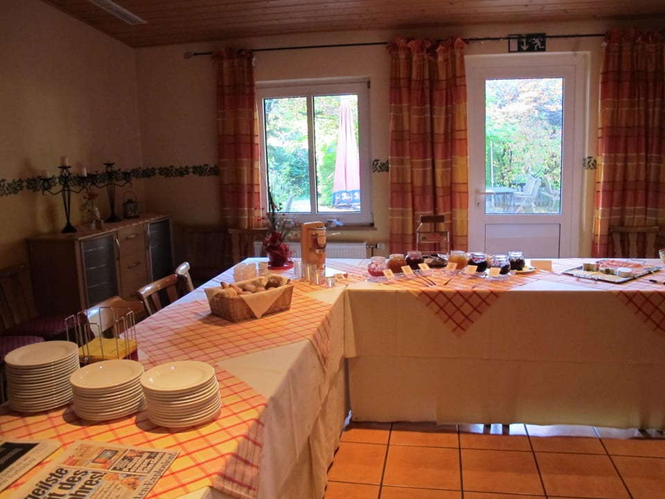 Frühstücksbuffet Landhaus Oberbrumberg