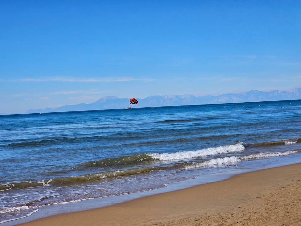 Strand Barut B Suites