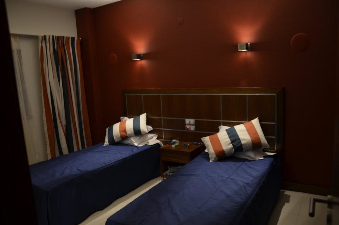 Schlafzimmer BlueBay Balaia Atlantico