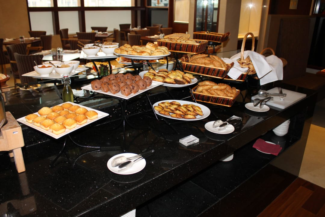 Frühstücksbuffet Crowne Plaza Jumeirah Dubai