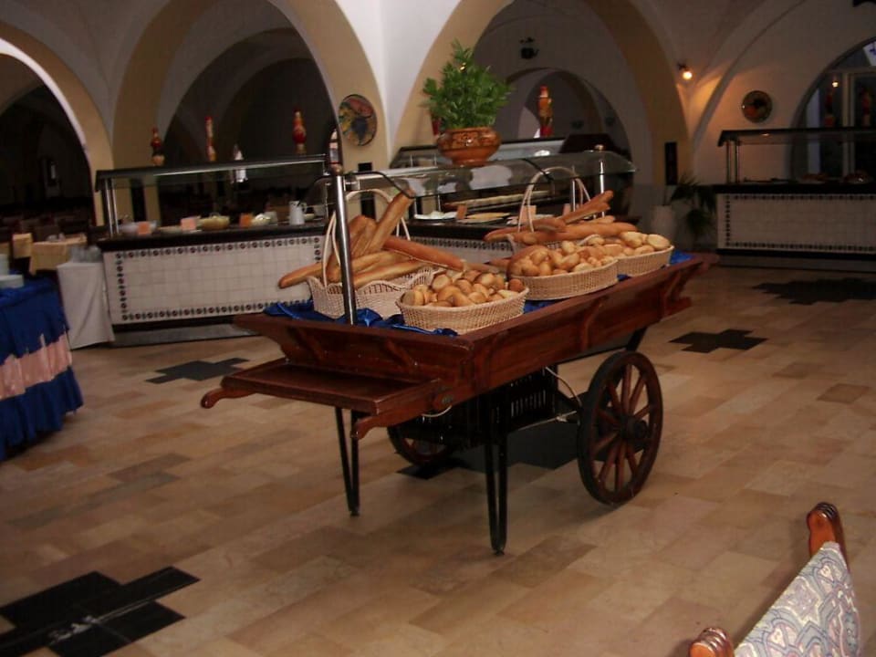 Brotbar Royal Lido Resort & Spa